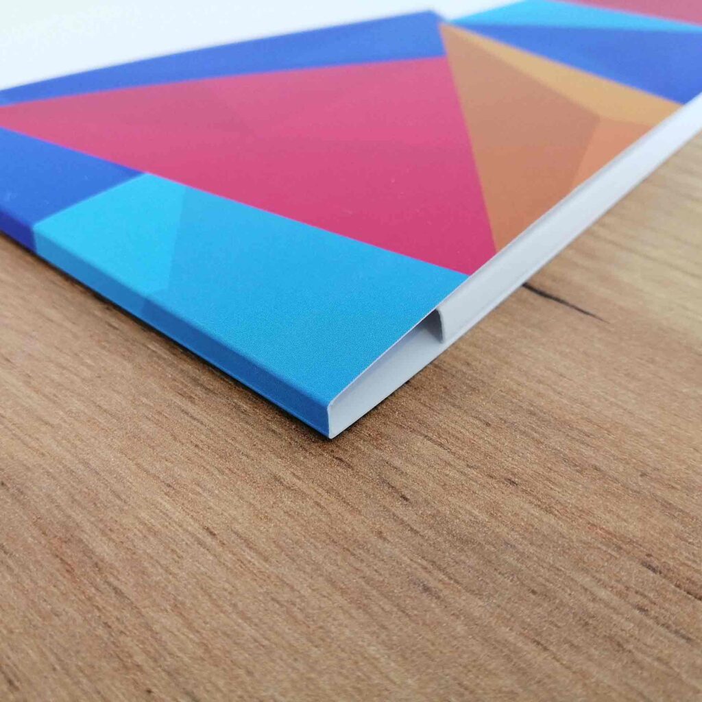 Заказать папки фирменные А4: печать фирменных папок с карманом